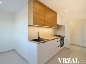 Prodej bytu 3+1, Plzeň, Smrková, 66 m2