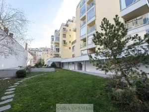 Pronájem bytu 1+kk, Praha - Holešovice, Komunardů, 36 m2
