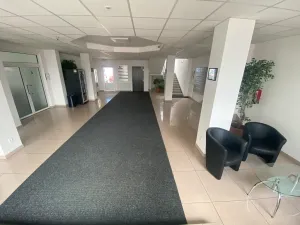 Pronájem obchodního prostoru, Dalovice, Botanická, 136 m2