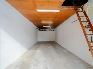 Prodej rodinného domu, Petrovice, 246 m2