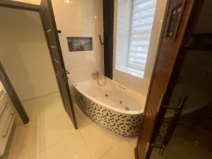 Pronájem bytu 4+kk, Praha - Smíchov, Plzeňská, 107 m2