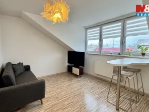 Pronájem bytu 2+kk, Olomouc, Hodolanská, 51 m2