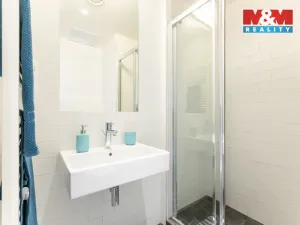 Pronájem bytu 1+kk, Hradec Králové - Nový Hradec Králové, třída Edvarda Beneše, 20 m2