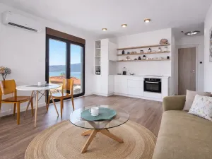 Prodej bytu 2+kk, Tivat, Černá Hora, 57 m2