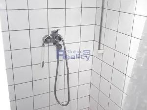 Pronájem kanceláře, Hradec Králové, Bratří Štefanů, 75 m2