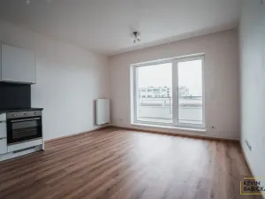 Pronájem bytu 1+kk, Brno - Sadová, Kumpoštova, 30 m2