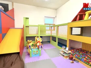 Pronájem obchodního prostoru, Louny, Říční, 216 m2