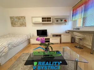 Pronájem bytu 1+1, Brno, Loosova, 37 m2