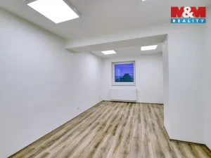 Pronájem kanceláře, Dobřany, Alšova, 56 m2