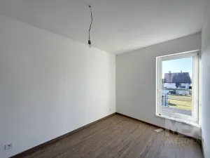 Prodej rodinného domu, Uhersko, 84 m2