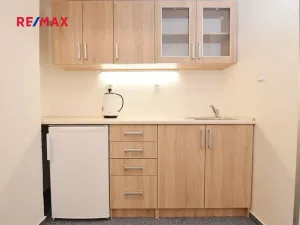 Pronájem kanceláře, Nymburk, Náměstí Přemyslovců, 10 m2