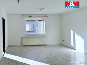 Pronájem rodinného domu, Pardubice - Svítkov, Hradčanská, 90 m2
