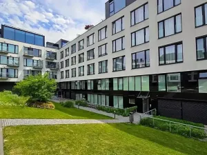 Pronájem atypického bytu, Praha - Smíchov, Kobrova, 182 m2