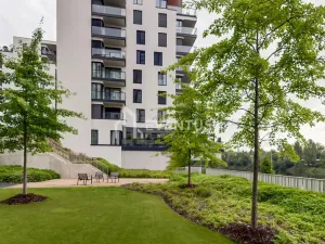 Pronájem bytu 2+kk, Praha - Holešovice, Sanderova, 58 m2