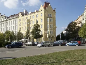 Pronájem bytu 3+kk, Praha - Vinohrady, náměstí Jiřího z Poděbrad, 137 m2
