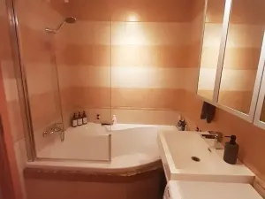 Prodej bytu 2+kk, Praha, Národních hrdinů, 42 m2