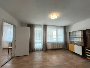 Pronájem bytu 1+1, Brno - Bohunice, Okrouhlá, 45 m2