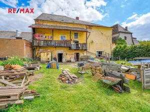 Prodej rodinného domu, Úterý, 677 m2