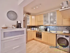 Prodej bytu 3+kk, Praha - Lysolaje, Sídlištní, 69 m2