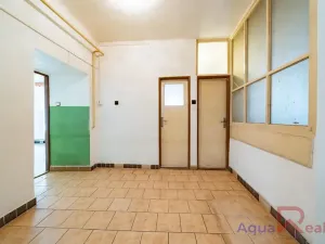 Prodej bytu 2+1, Teplá, Masarykovo náměstí, 146 m2