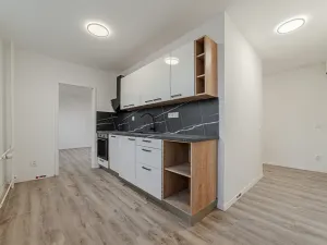 Prodej bytu 3+1, Ostrava, Václava Košaře, 68 m2