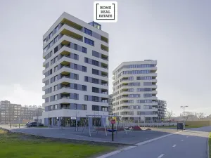 Pronájem garážového stání, Praha - Karlín, Sokolova, 18 m2