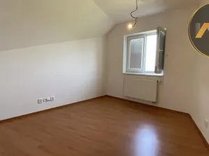 Pronájem rodinného domu, Postřižín, Duhová, 176 m2