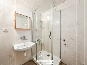 Prodej bytu 3+1, Praha - Horní Měcholupy, Veronské nám., 85 m2