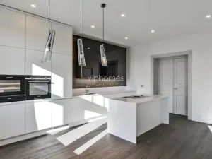 Pronájem bytu 4+kk, Praha - Vinohrady, Laubova, 163 m2