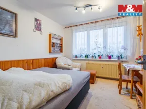 Prodej bytu 3+1, Český Krumlov - Plešivec, Sídliště Plešivec, 74 m2