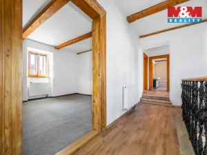 Pronájem zemědělské usedlosti, Dobrovíz, Kladenská, 10270 m2