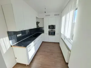 Pronájem bytu 2+kk, Kuřim, Jungmannova, 52 m2