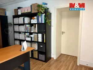 Prodej kanceláře, Pardubice - Zelené Předměstí, Štefánikova, 119 m2