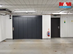 Pronájem garážového stání, Hradec Králové - Pražské Předměstí, 13 m2