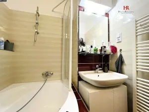 Prodej bytu 3+1, Benešov, Na Spořilově, 71 m2