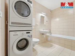 Prodej bytu 1+kk, Plzeň - Východní Předměstí, Guldenerova, 52 m2