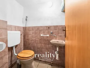 Prodej rodinného domu, Řásná, 179 m2