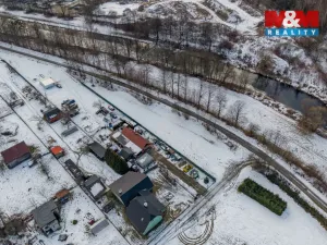 Prodej pole, Vsetín, 1931 m2