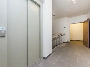 Pronájem bytu 2+kk, Praha - Hodkovičky, Šífařská, 48 m2