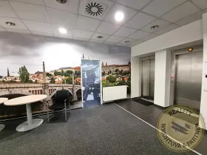 Pronájem kanceláře, Praha - Libeň, 714 m2