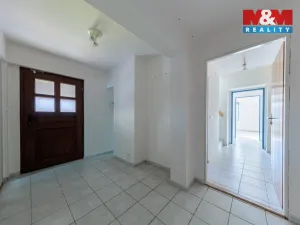 Prodej rodinného domu, Lázně Kynžvart, nám. Republiky, 151 m2