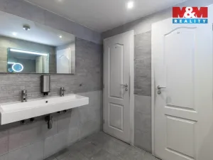 Pronájem restaurace, Praha - Staré Město, Smetanovo nábřeží, 295 m2