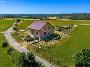 Prodej rodinného domu, Lavičky, 252 m2