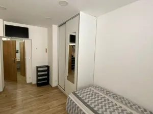 Pronájem bytu 1+1, Zlín, Vejvanovská, 30 m2