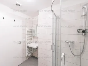 Pronájem bytu 2+kk, Praha - Holešovice, V závětří, 44 m2