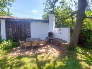 Prodej chalupy, Pecka, 300 m2