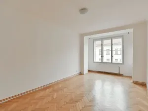 Pronájem bytu 3+1, Praha - Smíchov, Štefánikova, 120 m2