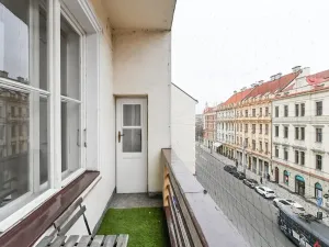 Pronájem bytu 3+1, Praha - Smíchov, Štefánikova, 120 m2