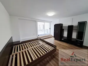 Pronájem bytu 1+1, Praha - Vinohrady, Máchova, 35 m2