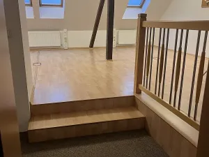 Pronájem kanceláře, Plzeň, Houškova, 136 m2